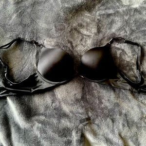 34A Victoria Secret Bombshell Bra